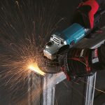Makita GA4530R 720W 4½" Angle Grinder - Image 2